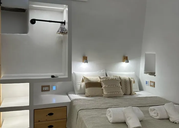 Mikri Kamara Suite
